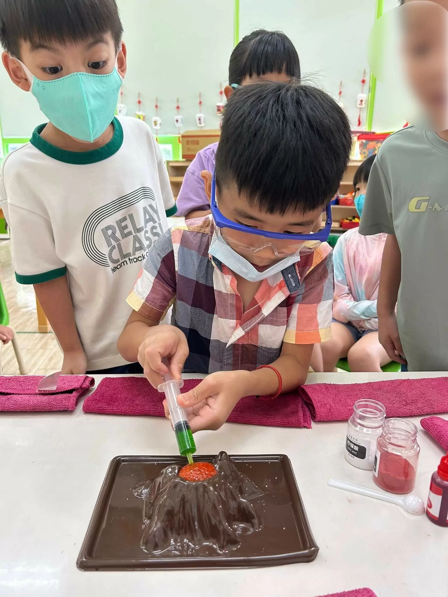 小小科學家🧪火山大爆發🌋