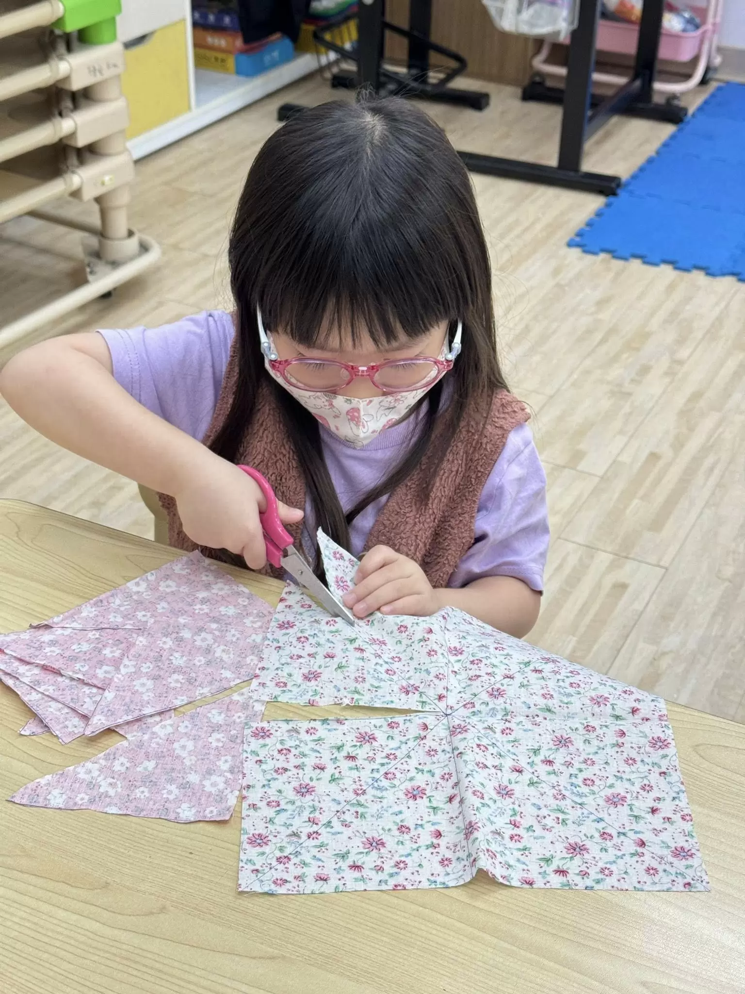 🧵 主題課程｜創意拼布工坊 ✂️