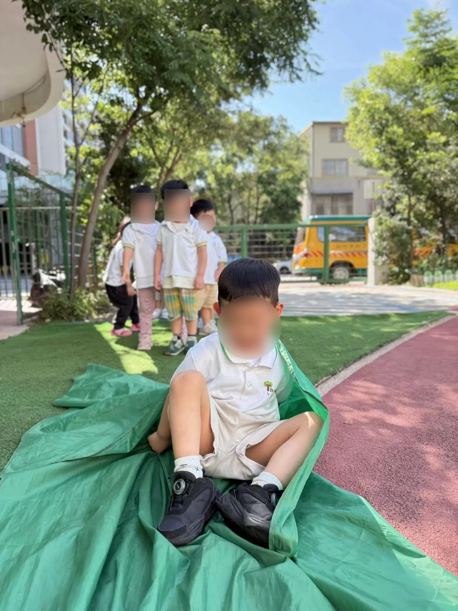 🎉體能趣味活動—滑溜布!🏃♂️🏃♀️ 🎉體能趣味活動—滑溜布!🏃♂️🏃♀️