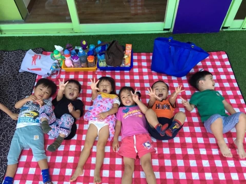 野餐活動 配合主題我的好習慣 跟著老師一起來搭帳篷囉