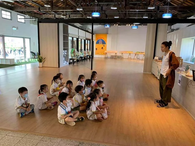 今天我們來到了鐵道藝術村～